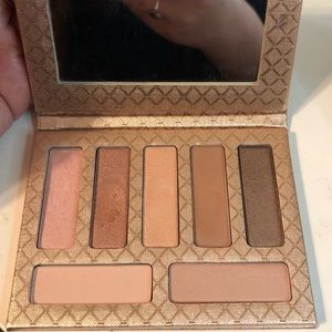 Lorac Champange dreams palette
